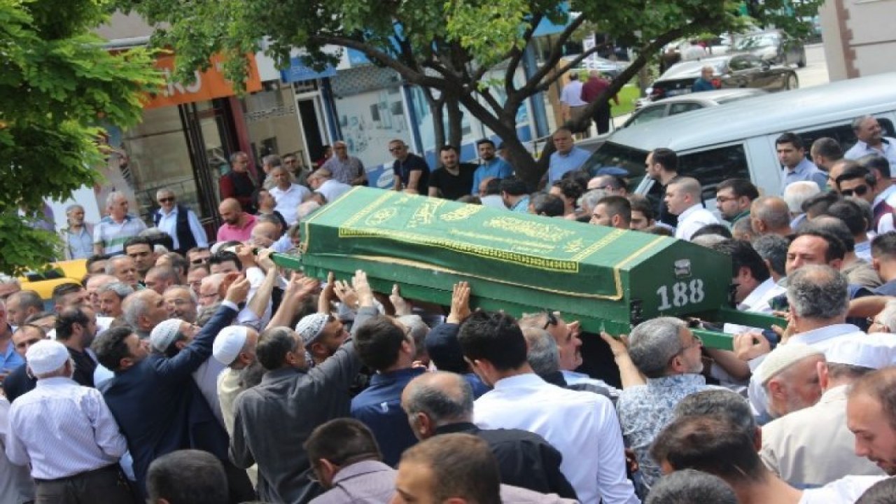 Cemal Çınardalı  dualarla uğurlandı