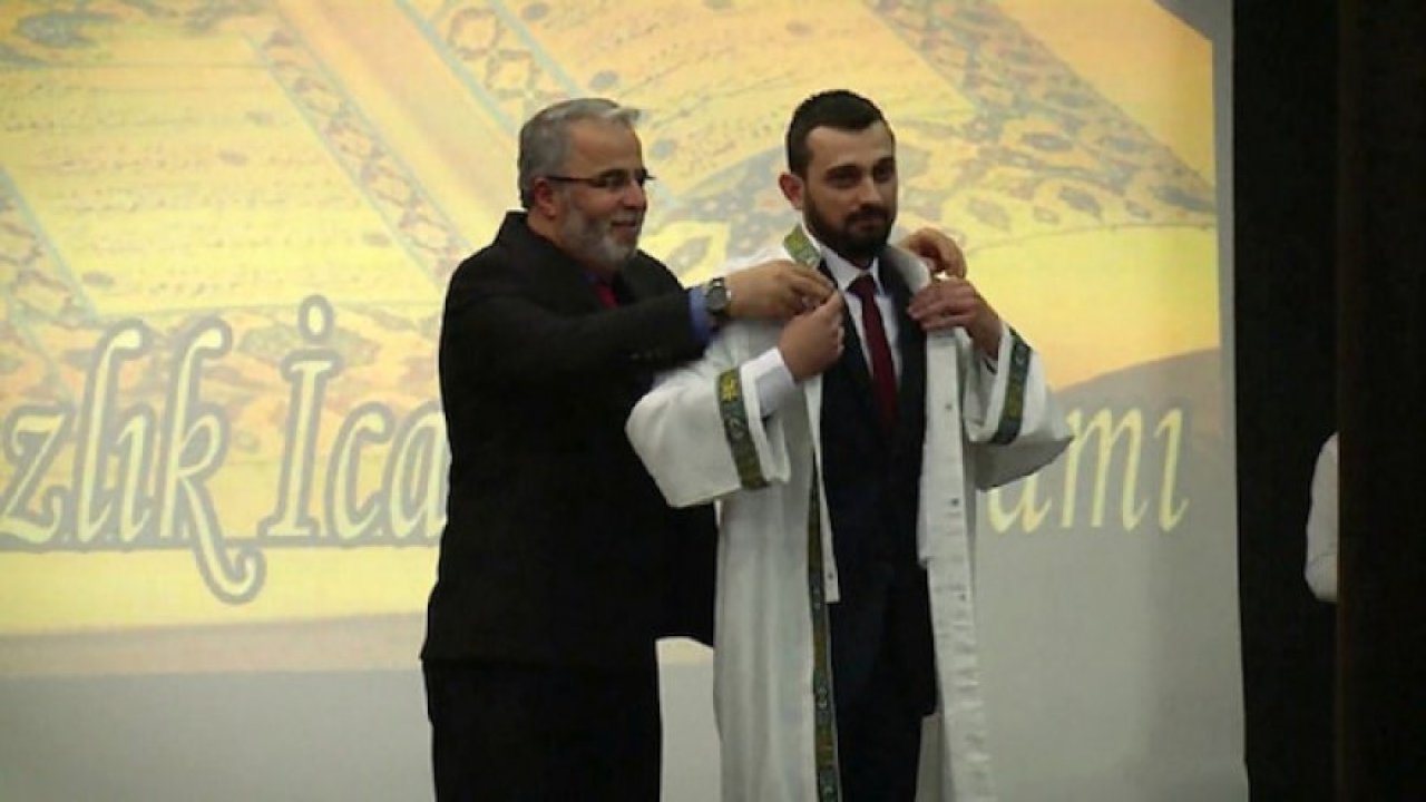 Cezaevi'nde hafız oldu
