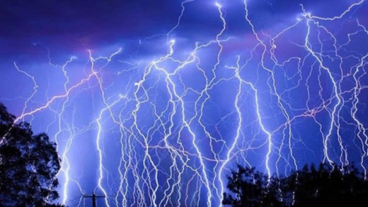 Konya’da gökyüzünde görsel şölen