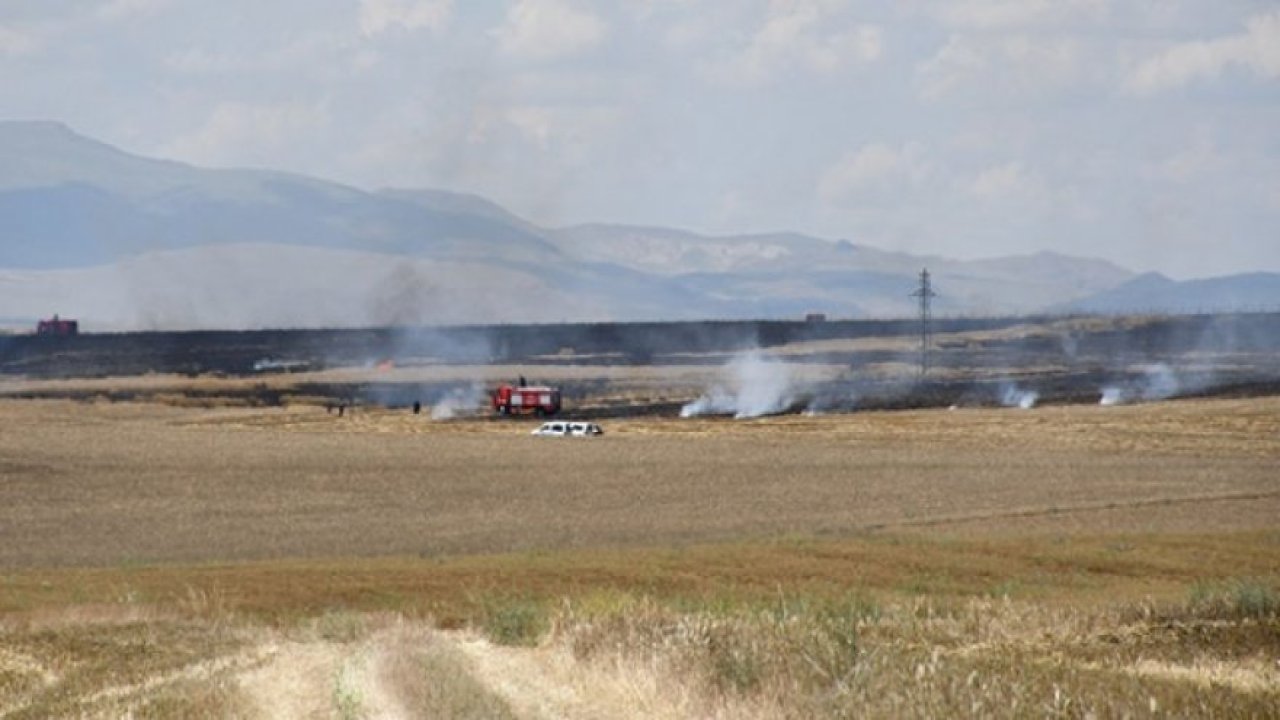 Konya'da hububat ekili alanda yangın çıktı
