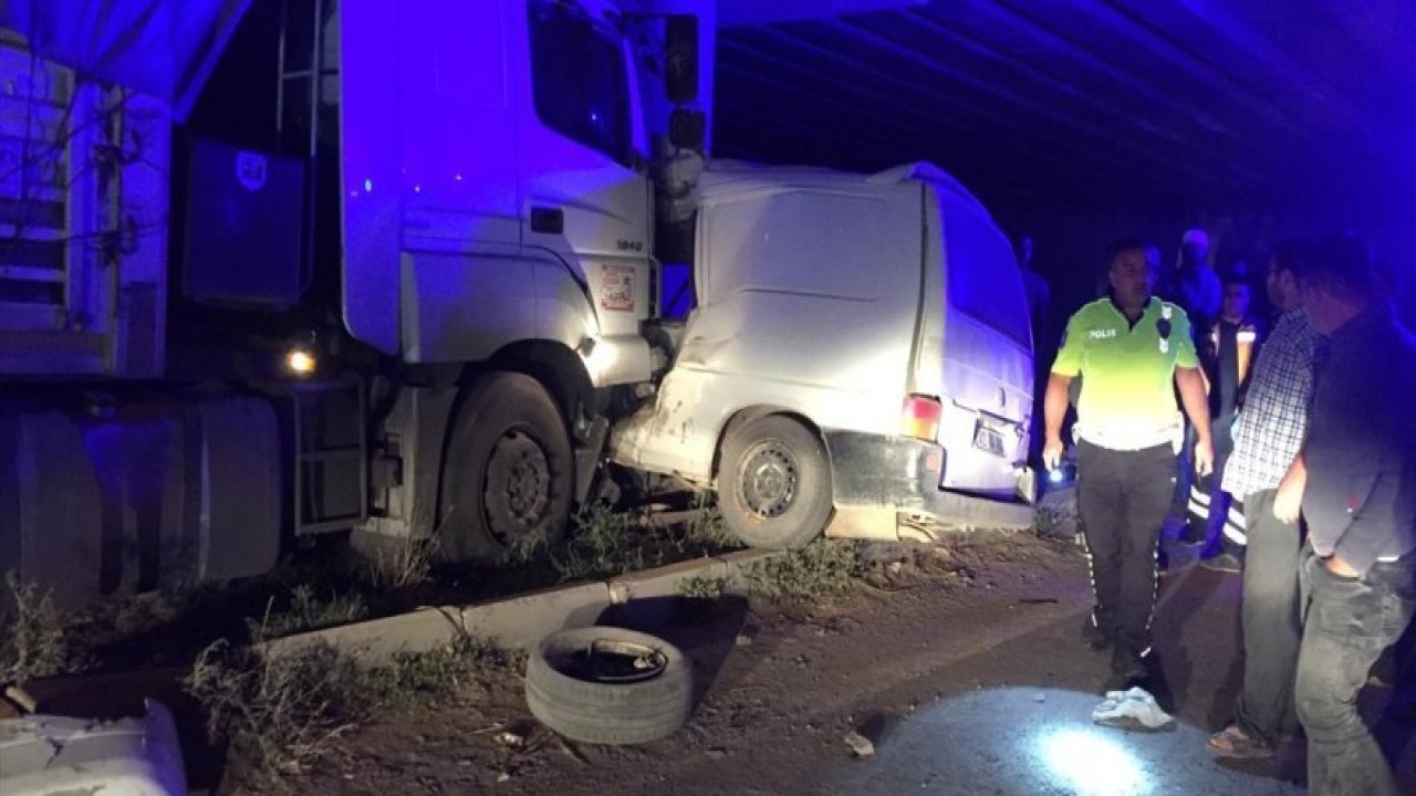 Ilgın'daki kaza anı MOBESE görüntülerine yansıdı