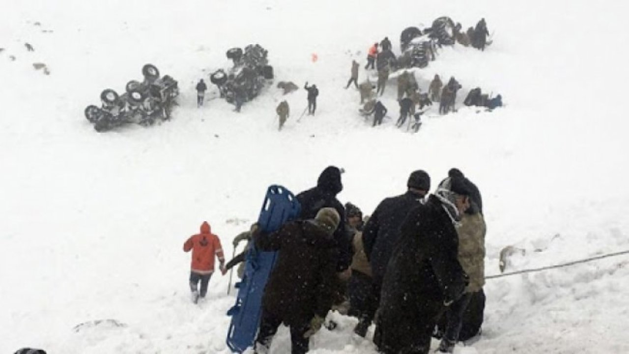Van'da çığ altında kalan yedi kişinin kurtulma anları