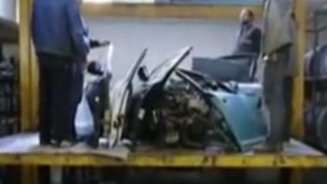 Hacizli ve çalıntı araçları parçalayıp satmışlar