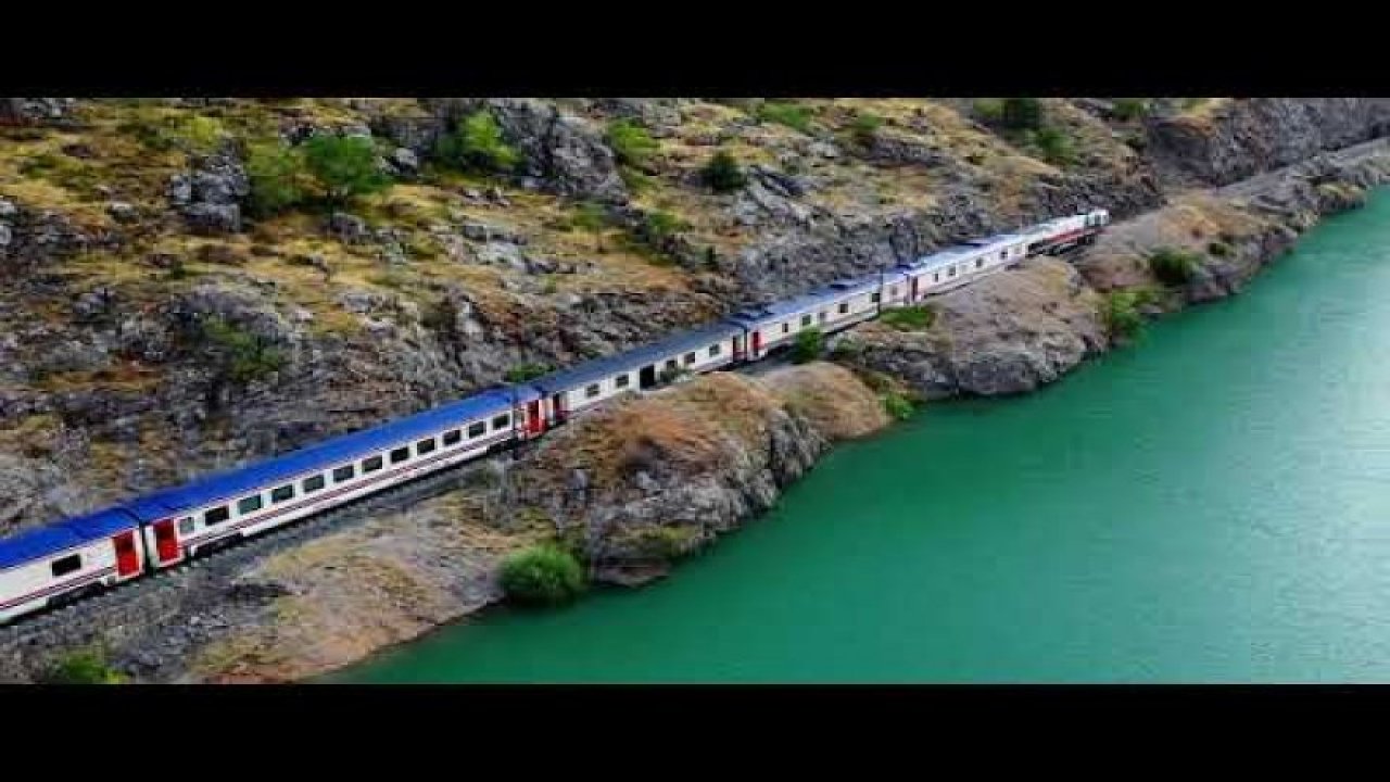 Doğu Ekspresi Treni Kanyon içi görüntüleri ( Bağıştaş - Kemaliye hattı) Erzincan