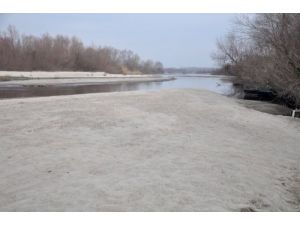 Meriç Nehri'ndeki Su Miktarı Yaz Günlerini Andırıyor