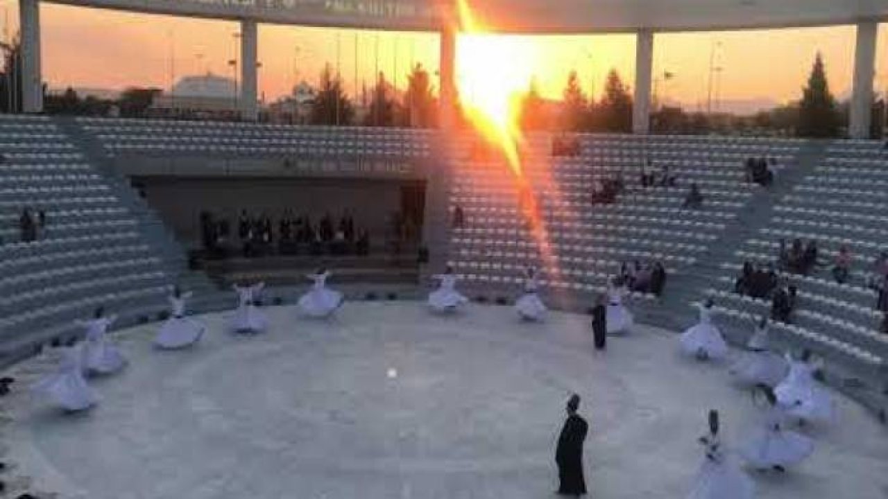 Konya’da Sema gösterileri sürüyor