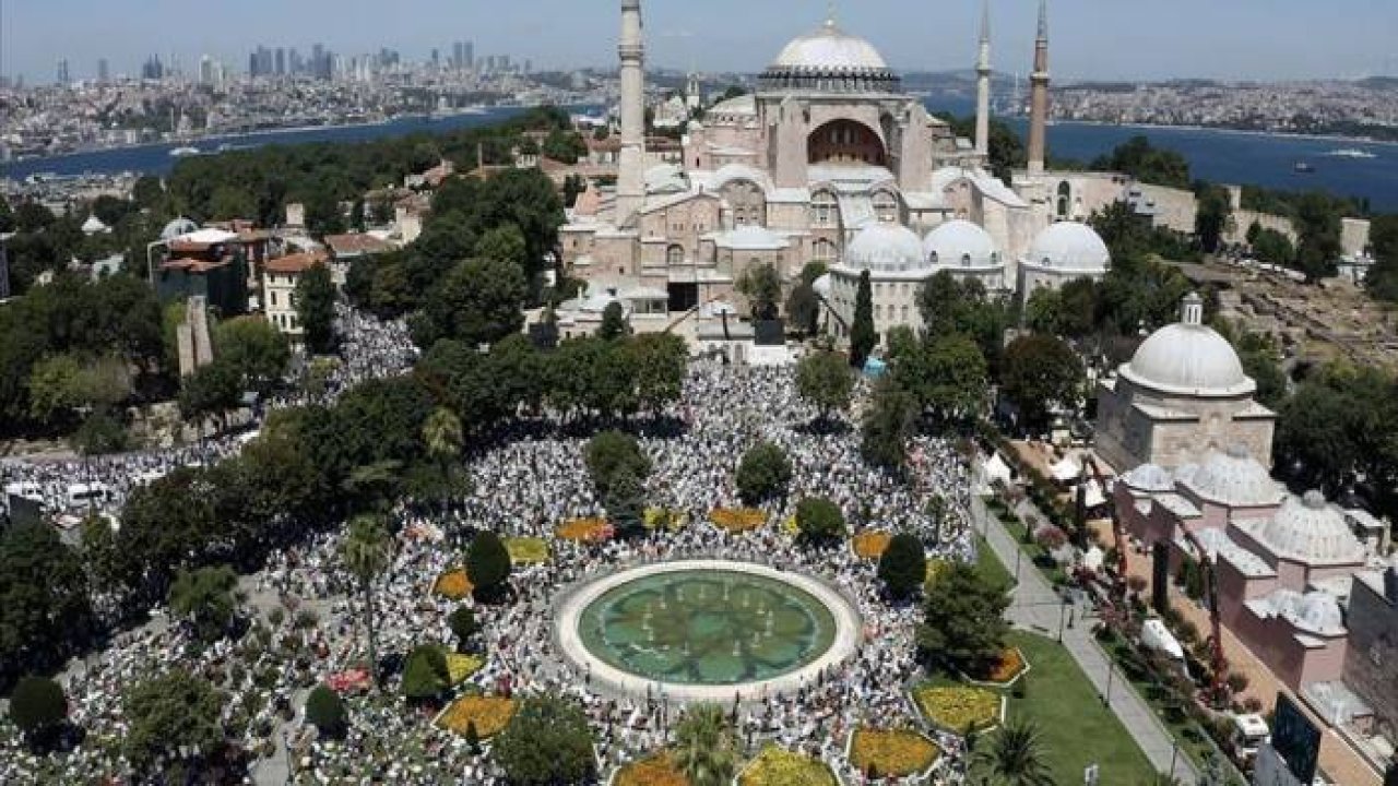 Ayasofya-i Kebir Camii'nde Cuma Hutbesi