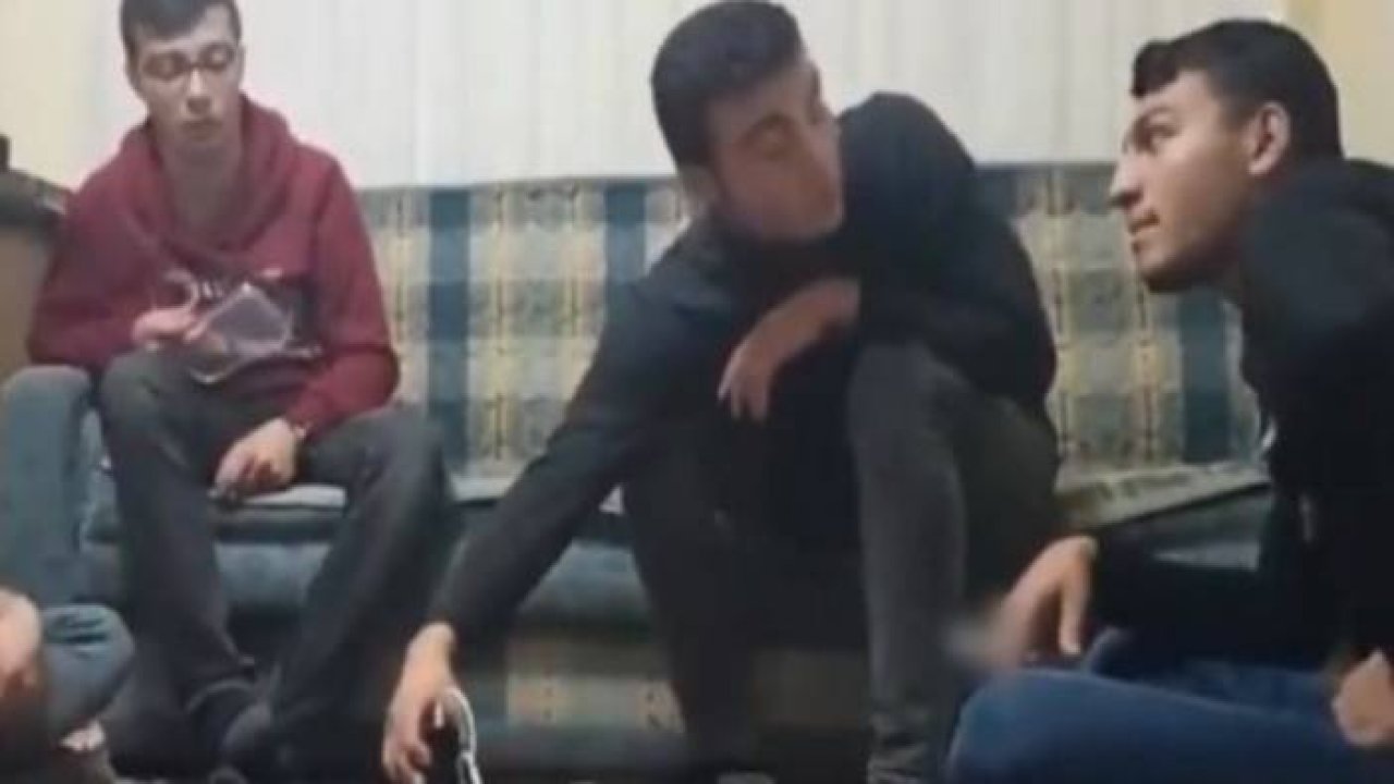 Konyalı gençlerin güneş sistemini tartışması