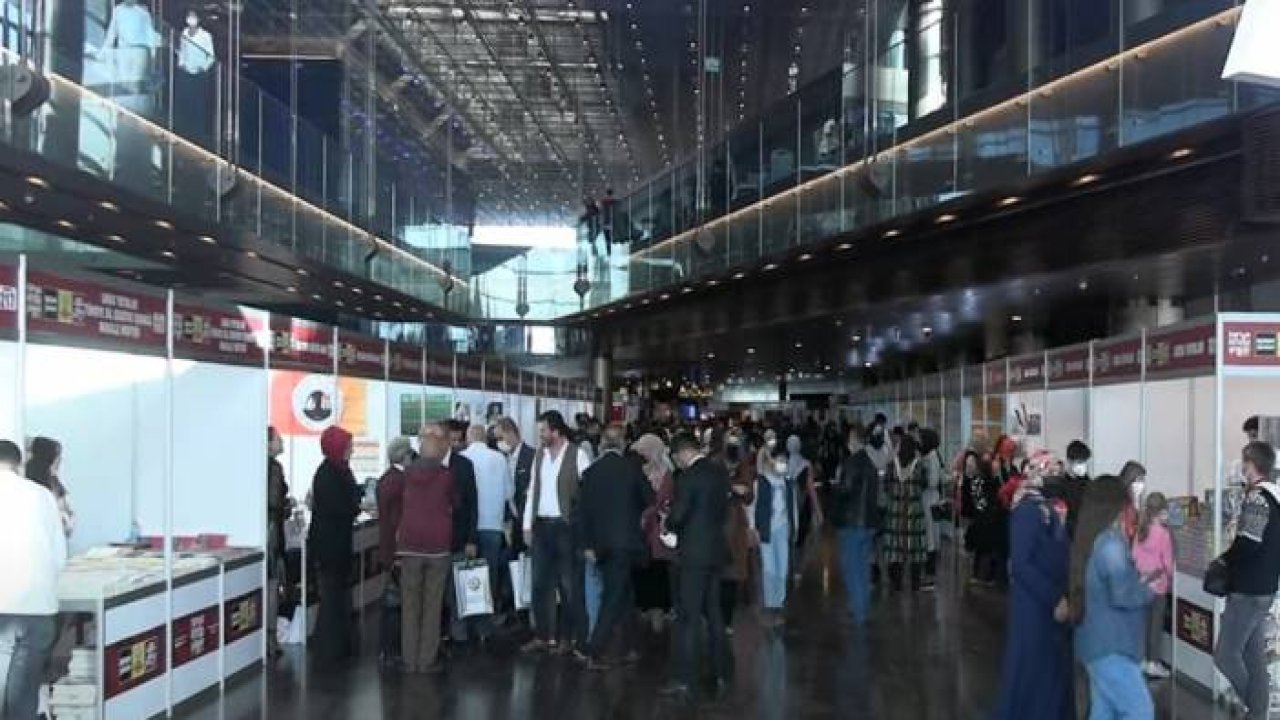 İnsanın sonsuz aynası kitap / Konya Kitap Günleri