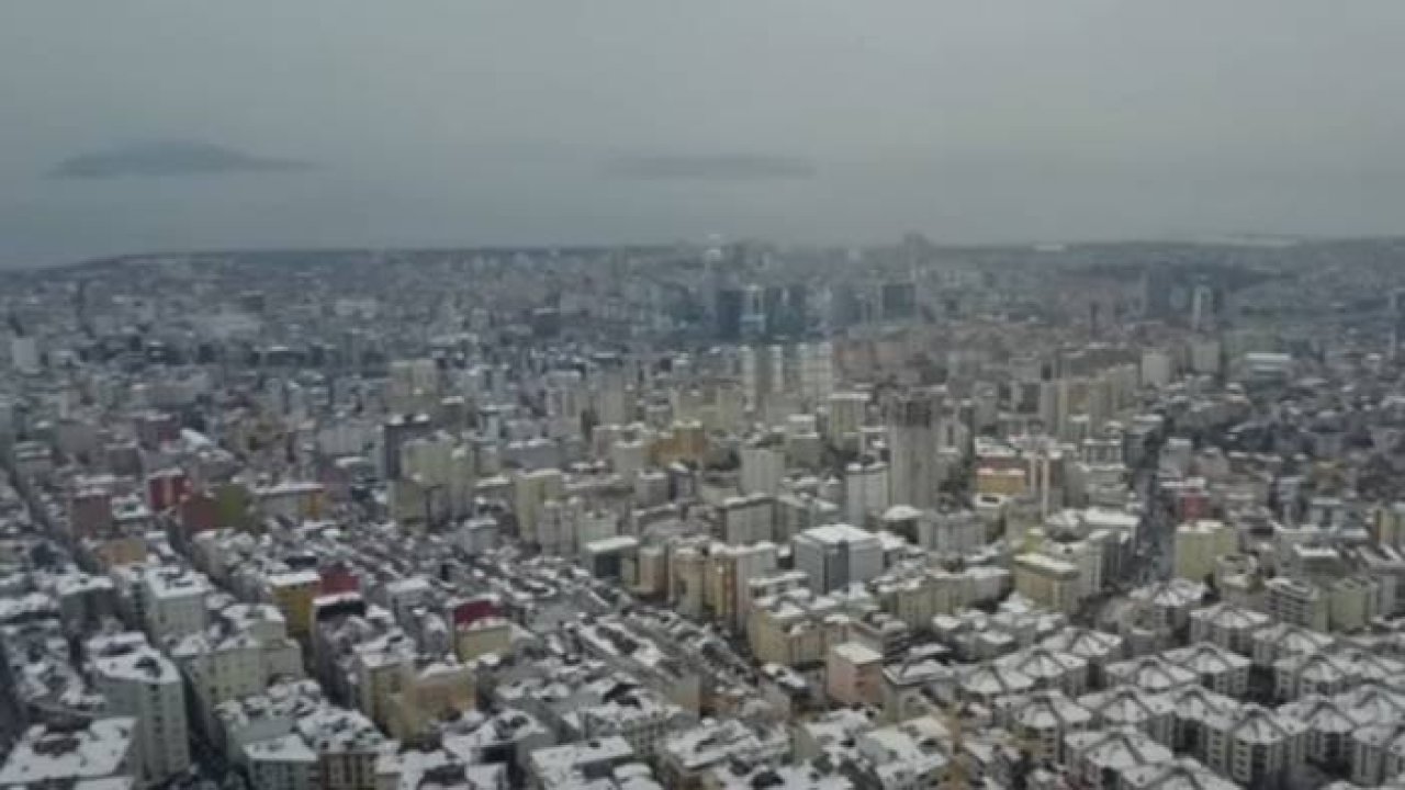 Kar Yağışının Ardından İstanbul Maltepe Havadan Görüntülendi