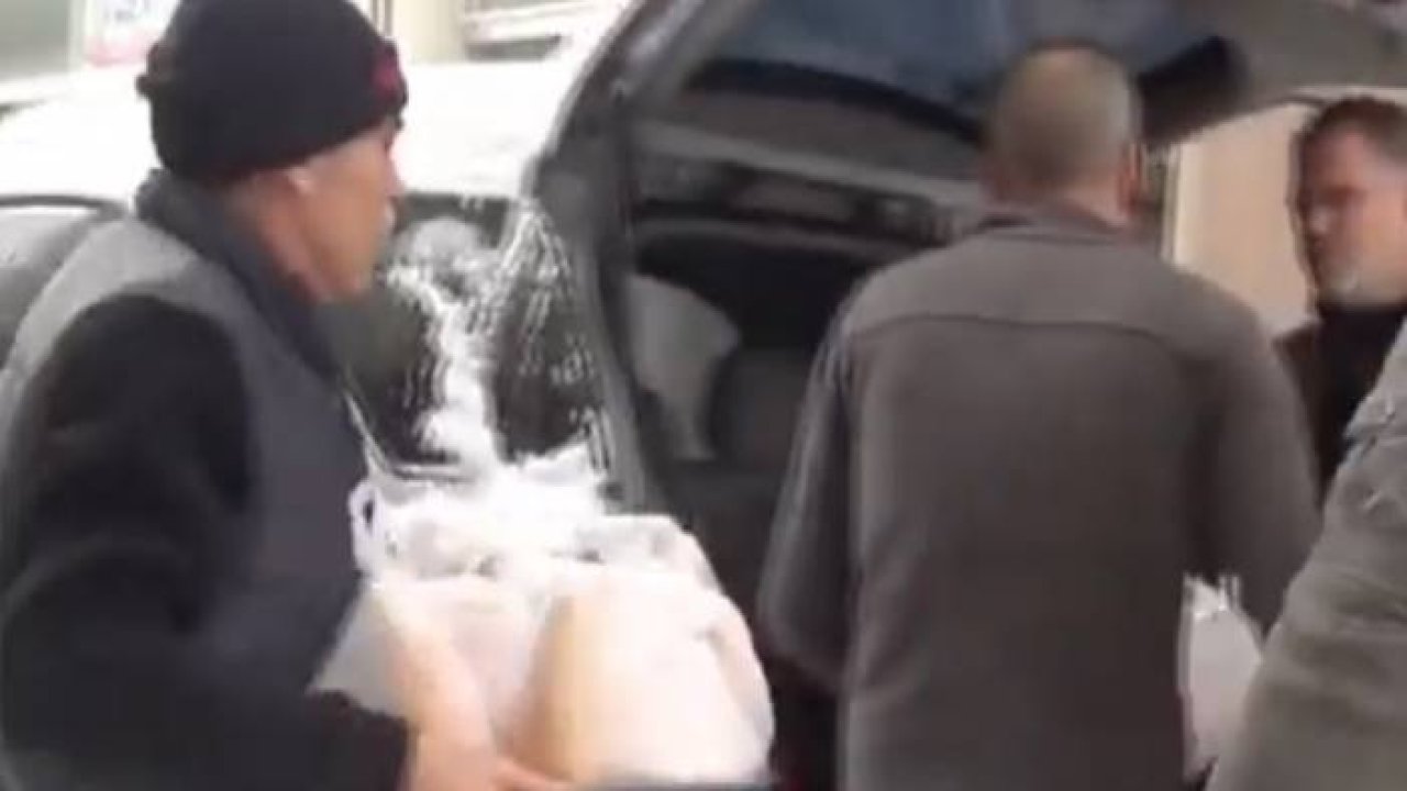 Konya’da sıcak aş bekleyenlerin yardımına off-road pilotları yetişti