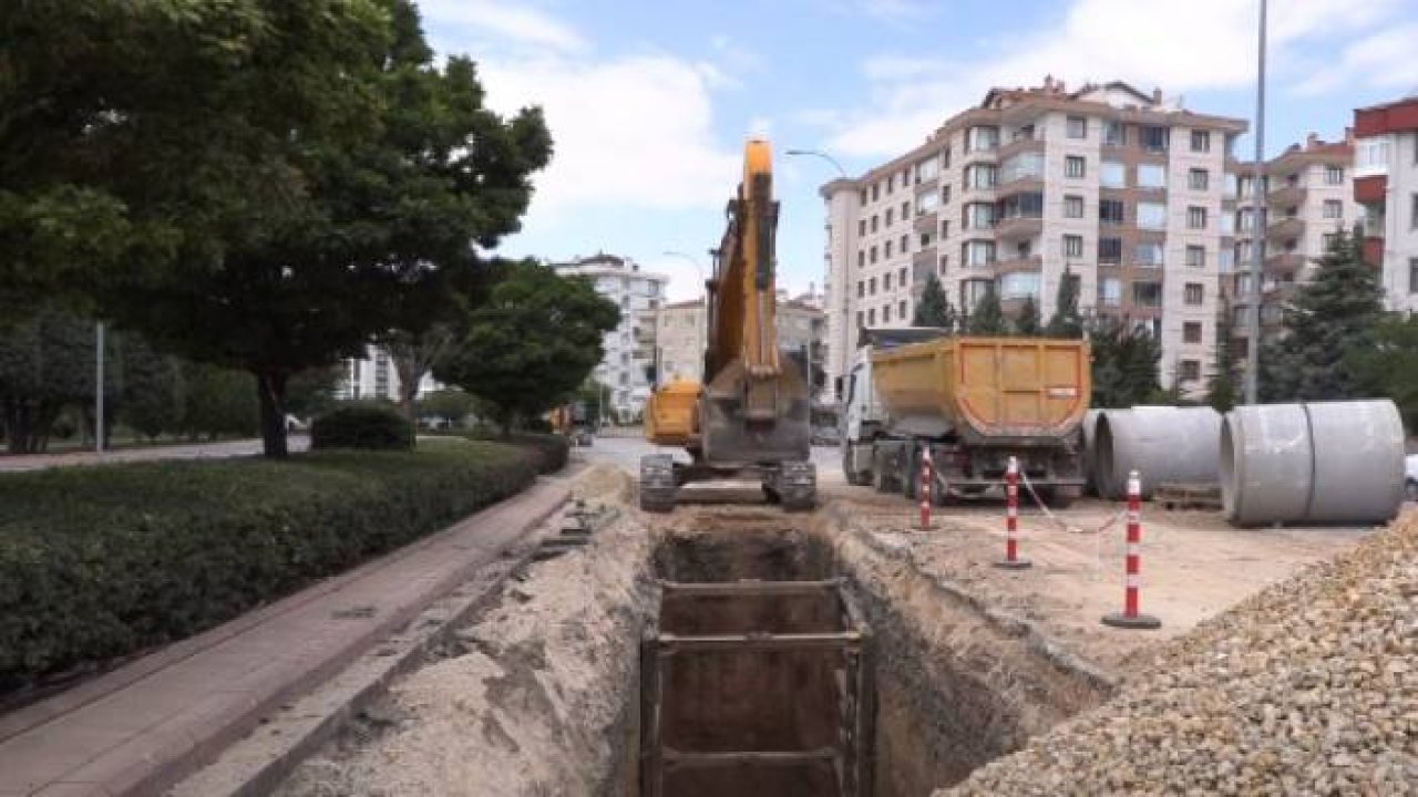 KONYA BÜYÜKŞEHİR'DE KOLEKTÖR HATLARI ÇALIŞMALARI SÜRÜYOR