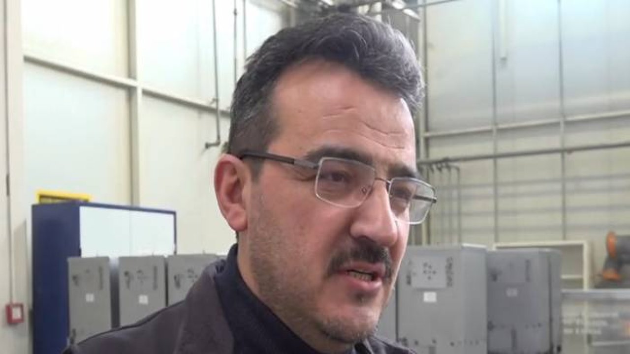 Meslek liseliler depremzedeler için soba ve telefon şarj istasyonu üretiyor