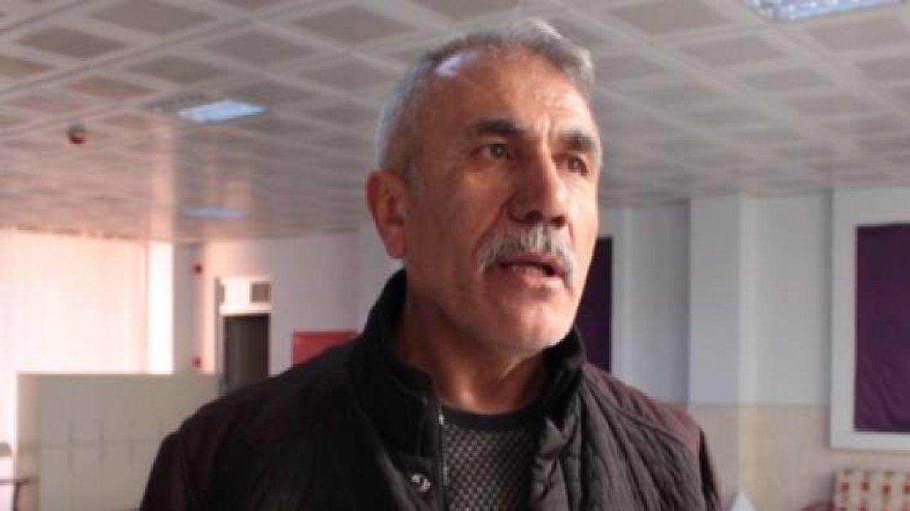 Halk eğitim merkezinde depremzedeler için çadır üretiliyor