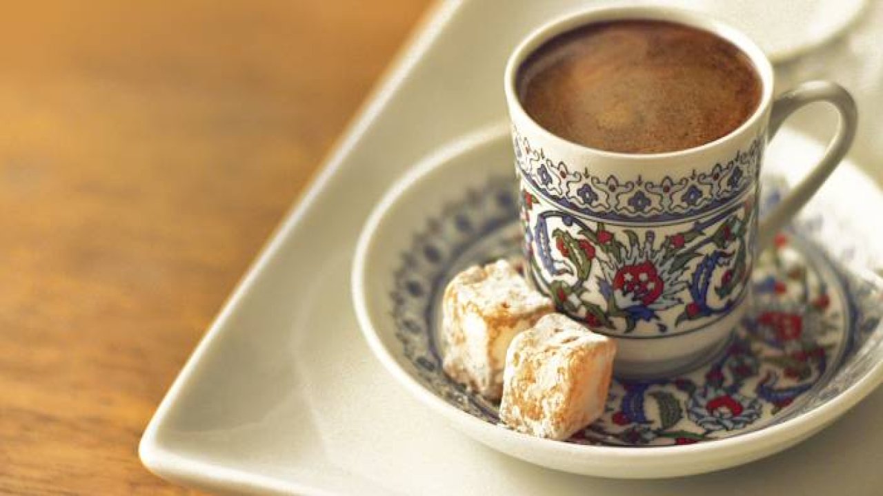 Türk Kahvesi, Türk Lokumu, Kuruyemiş ve Gevrek