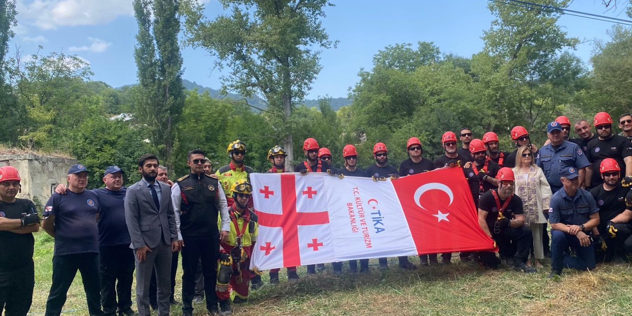 Konya itfaiyesinden Gürcistan'a eğitim