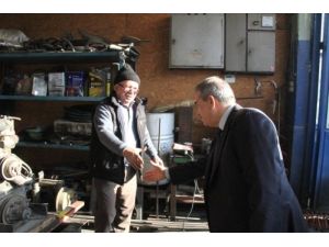 Başkan Demirtaş Sanayi Esnafını Gezdi