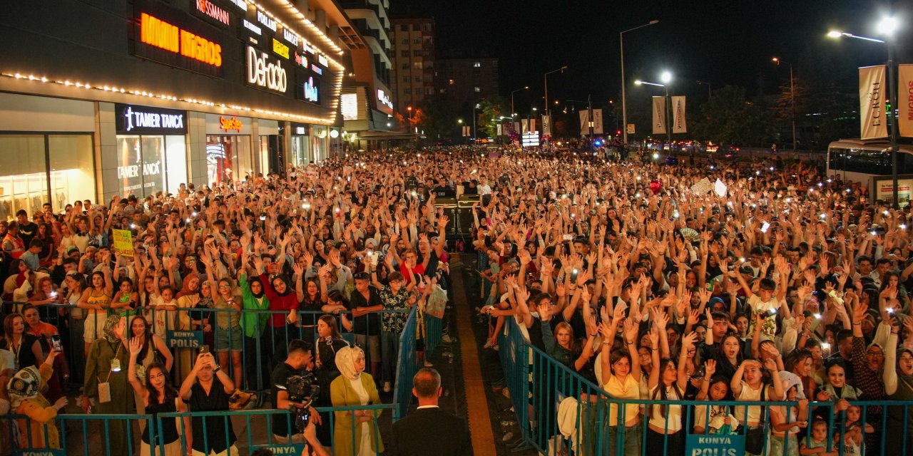 Enntepe'den görkemli 2'nci yaş kutlaması