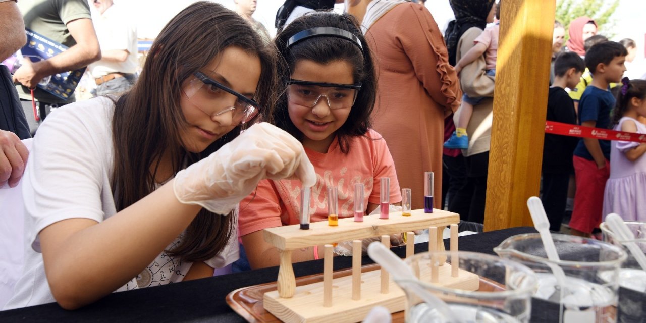 Altay'dan Konya Bilim Merkezi'ne davet