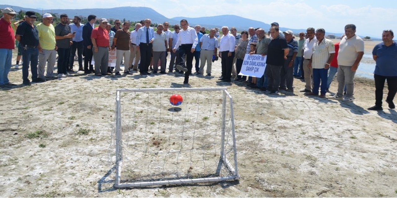 CHP'li vekiller gölde penaltı kullandı