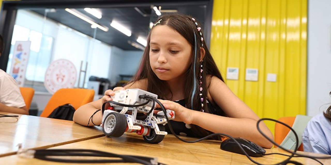 DENEYAP'ta geleceğin yazılım mühendisleri yetişiyor