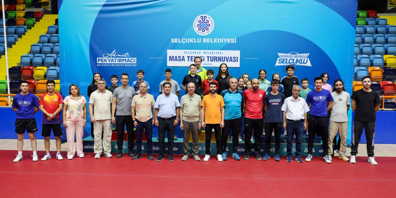 Selçuklu’da masa tenisi heyecanı yaşandı