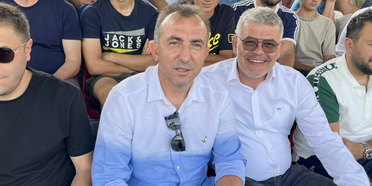 Recep Uçar ve Ömer Atiker Beşiktaş maçını izledi
