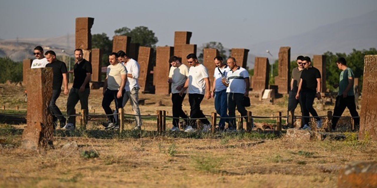 Selçuklu Mezarlığı'nda ecdada vefa
