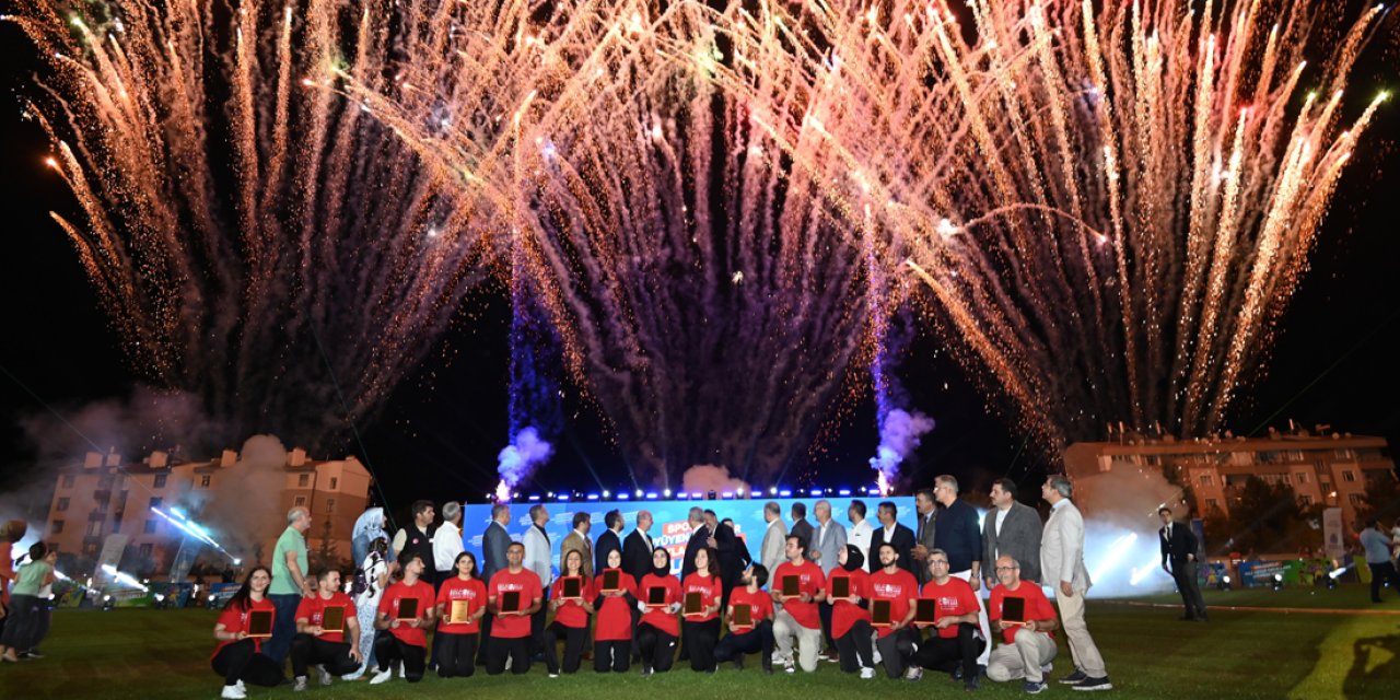 Selçuklu Belediyesi Yaz Spor Okulları’ndan  görkemli kapanış