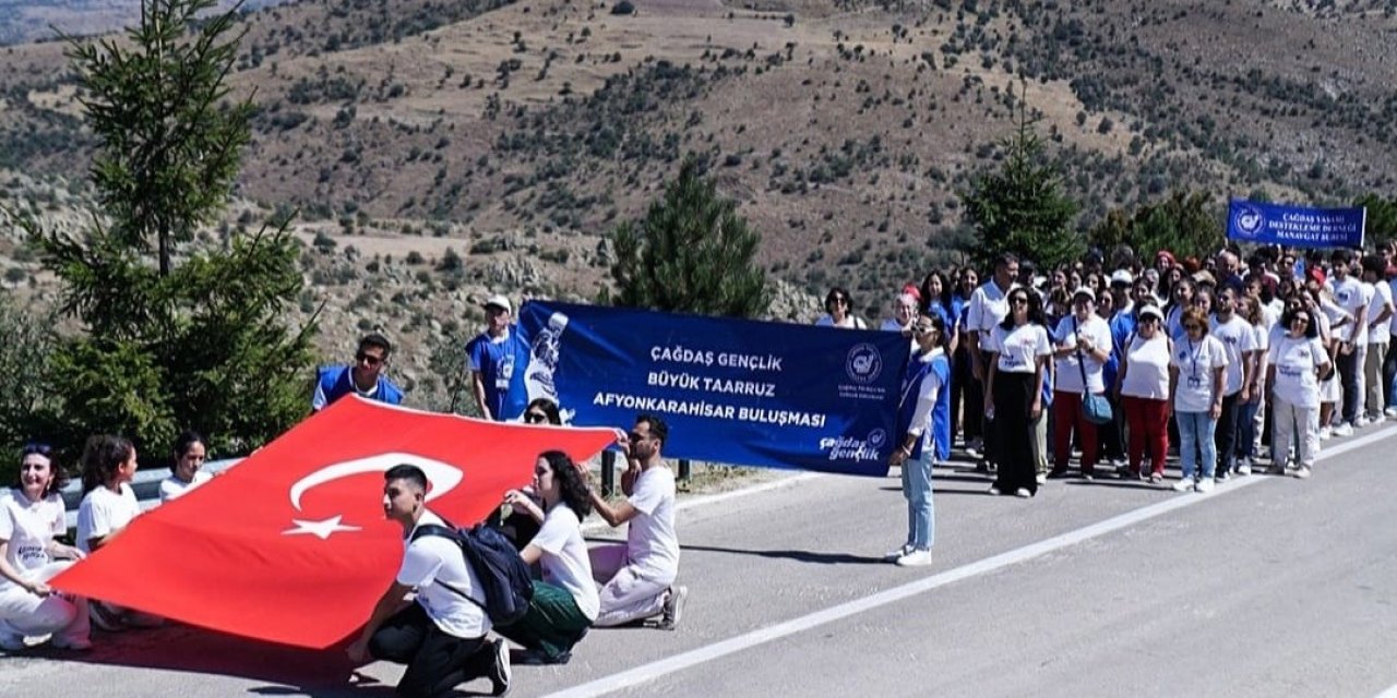 ÇYDD Konya, Kocatepe'de buluştu