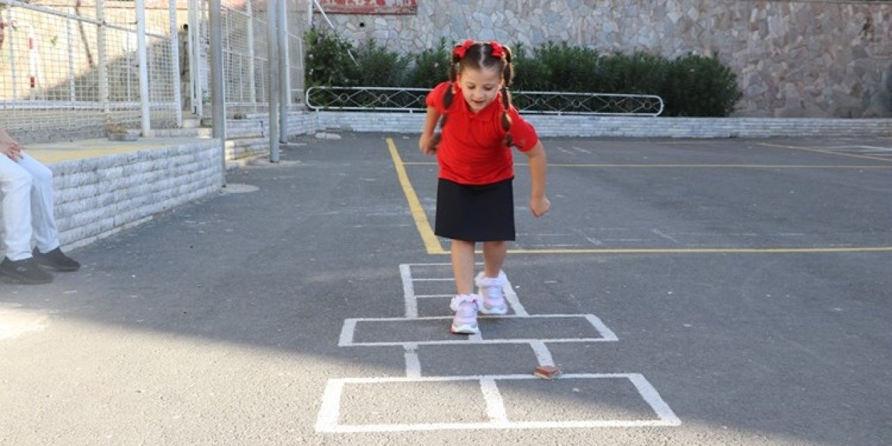 'Mini mini birler' okula başladı