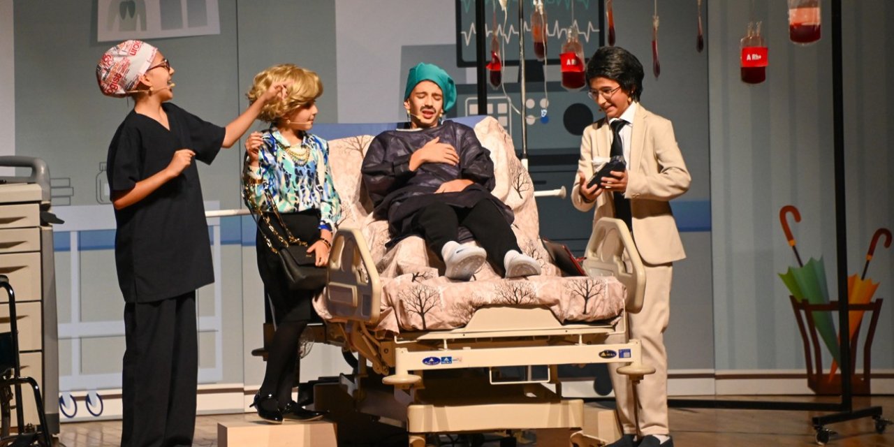 Selçuklu'da 'Paldır Güldür Şov' ilgi gördü