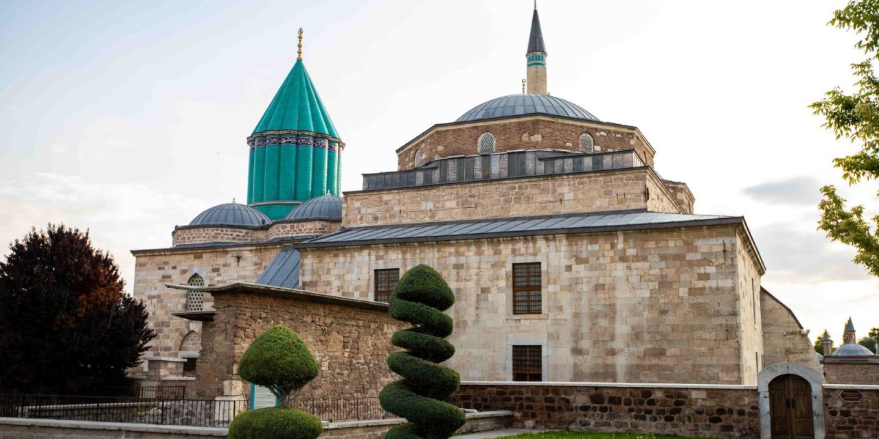 Bugün Mevlid Kandili idrak ediliyor