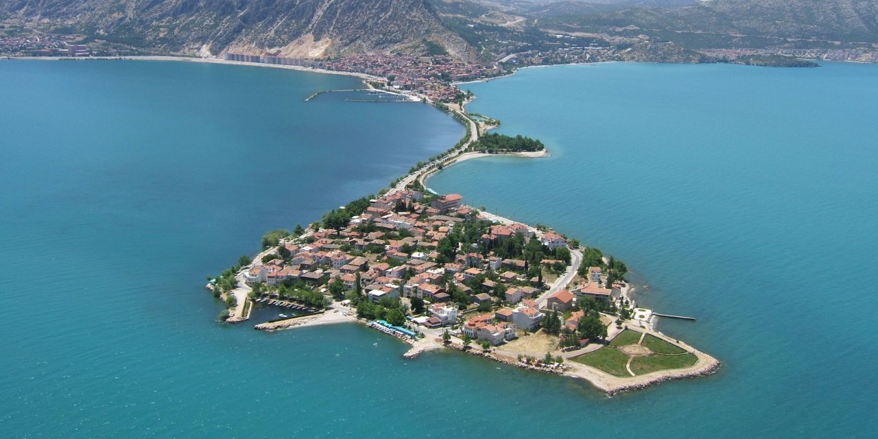 Göllerin su seviyesi alarm veriyor