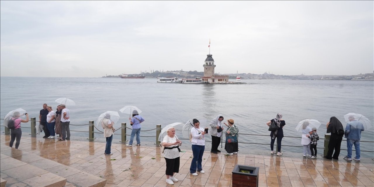 İstanbul'da yağış etkili oluyor