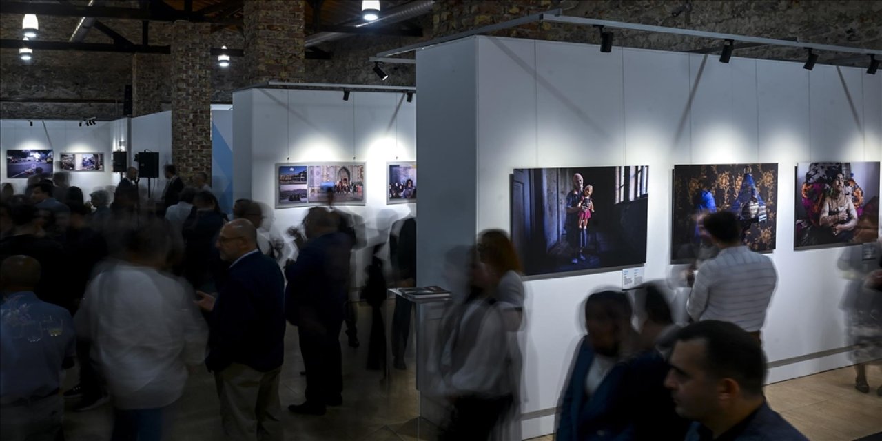 İstanbul Photo Awards 2025'in ikinci sergisinin resmi daveti İstanbul'da gerçekleştirildi