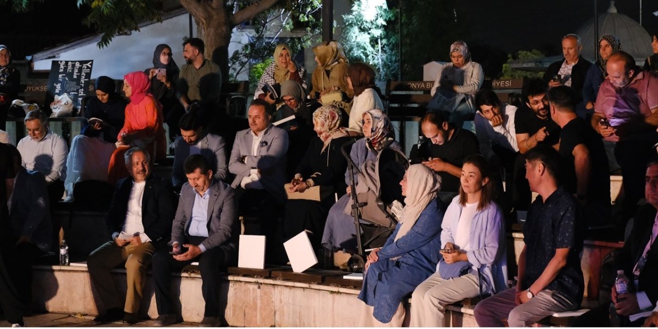 Mevlana Şiir Şöleni sanatseverleri buluşturdu