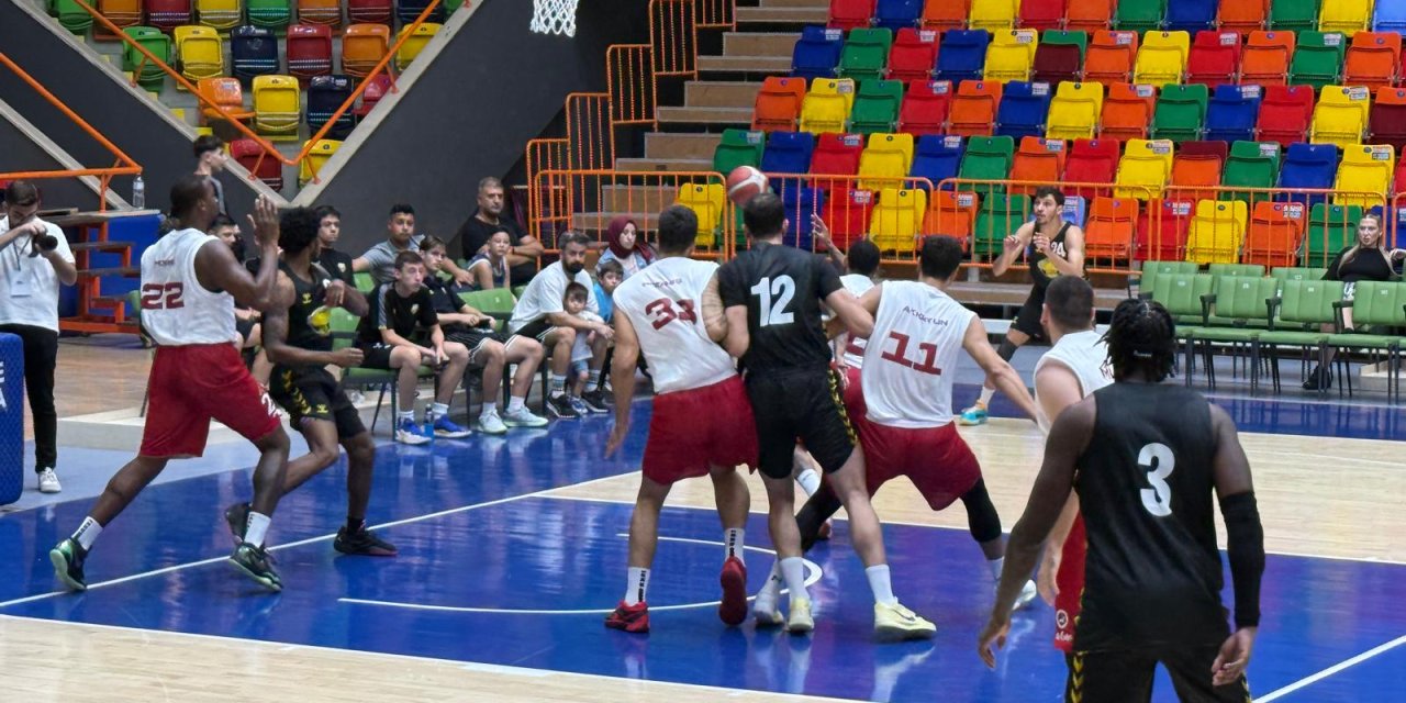 Konya Büyükşehir moral depoluyor