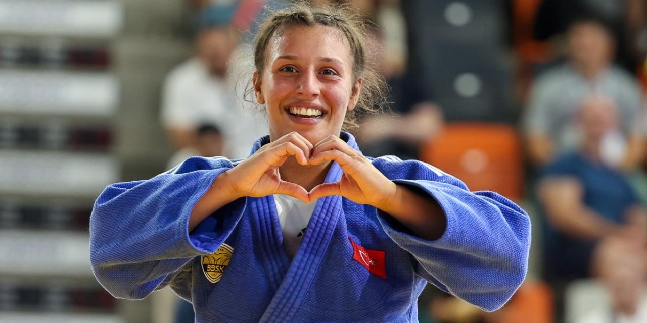 Büyükşehir Belediyesporlu Ecem Avrupa Şampiyonu oldu