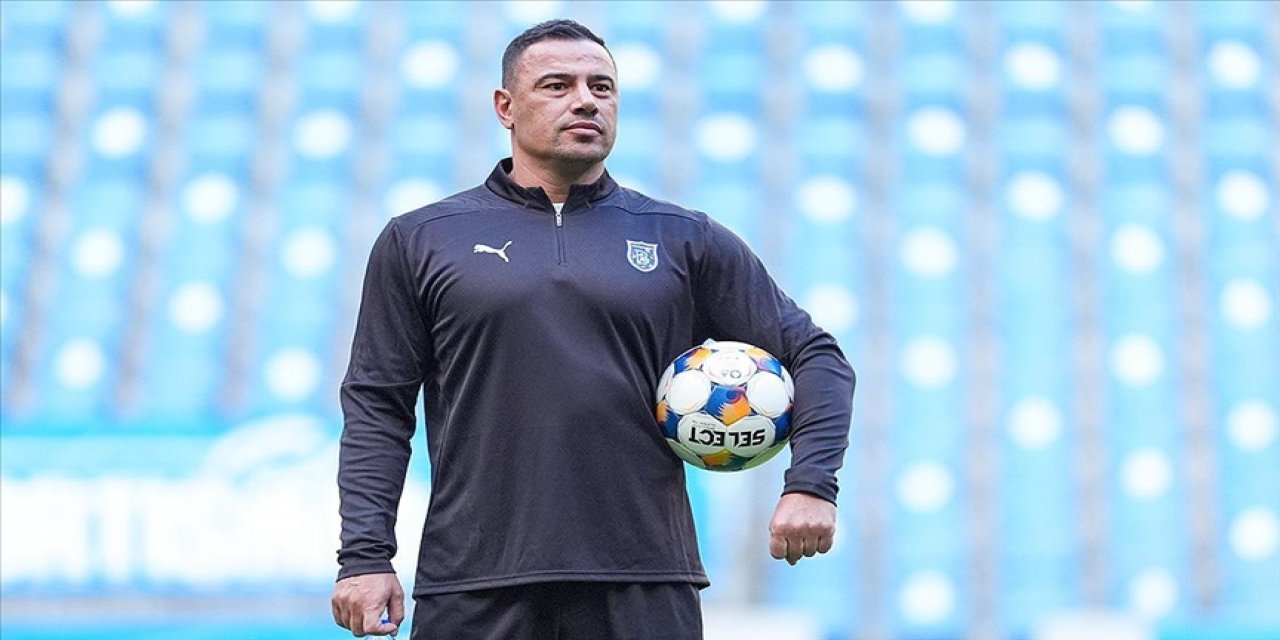 Başakşehir'de  Çağdaş Atan ile yollar ayrıldı