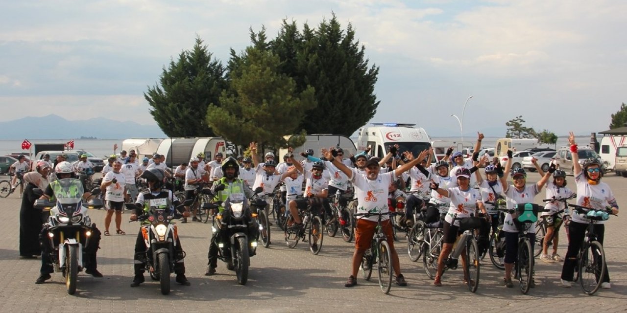 140 kilometre pedal çevirdiler