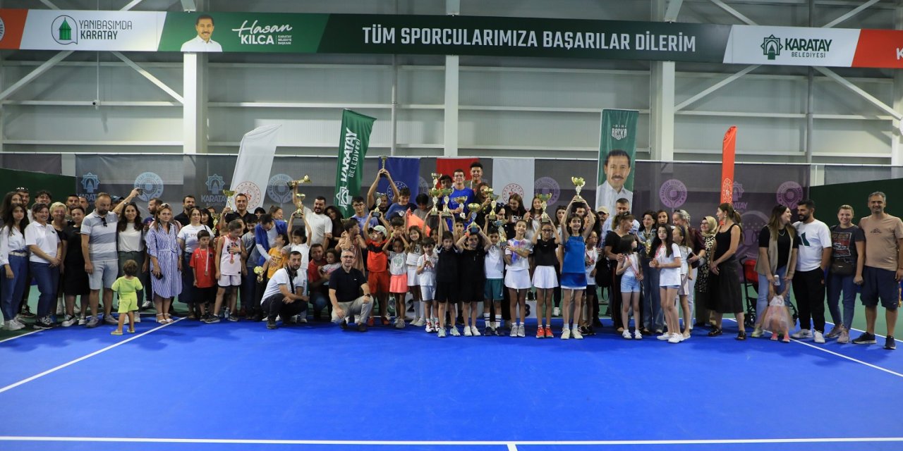 Karatay’da tenis şampiyonları belli oldu