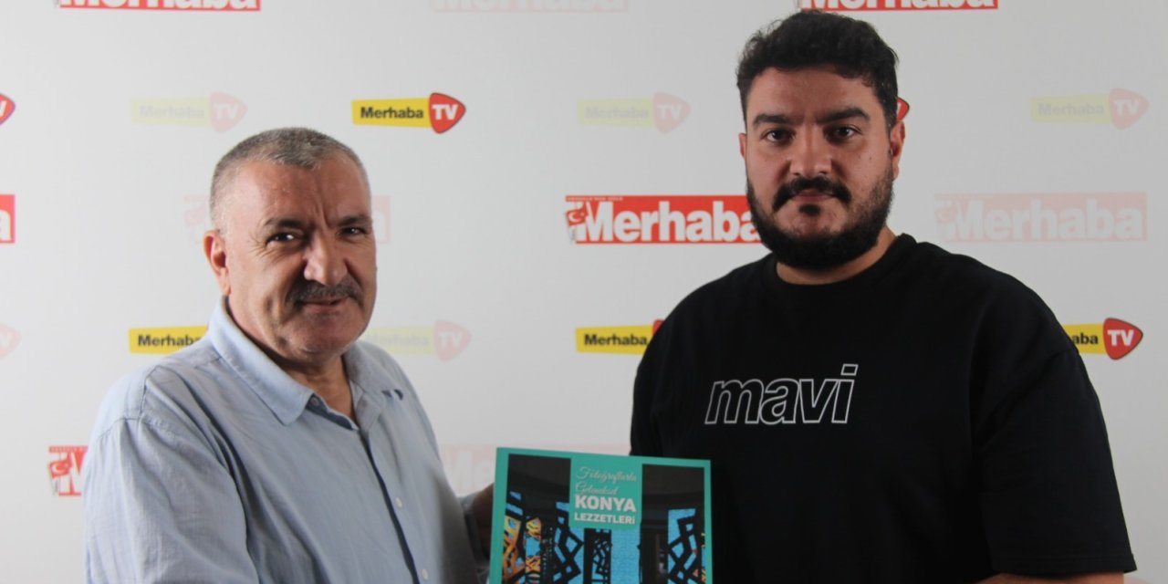 Mürsel Çetin yeni eserini Emre Özgül'e takdim etti