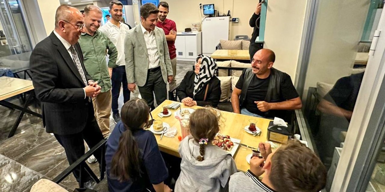 Özboyacı ve Kavuş vatandaşlarla buluştu