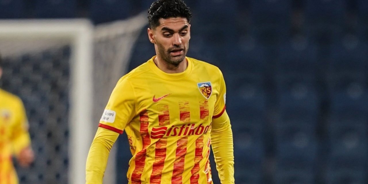 Konyaspor'un son transferi Ali Karimi oldu