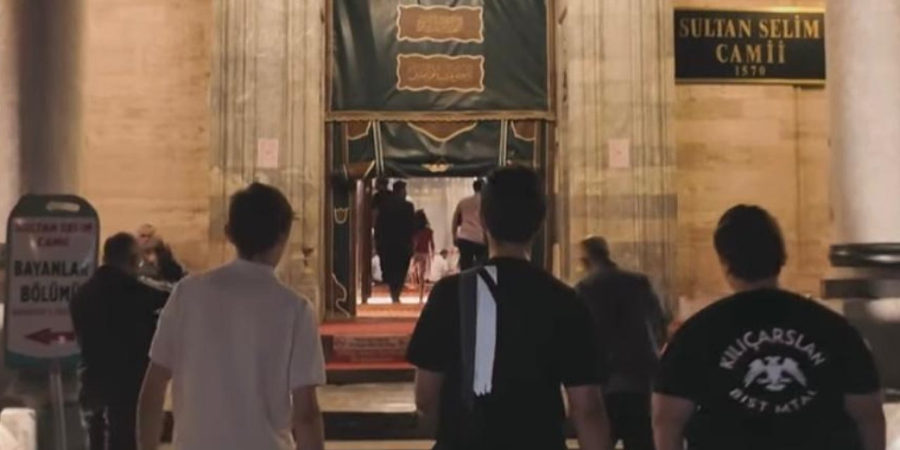 AGD'li gençler camilerde buluştular