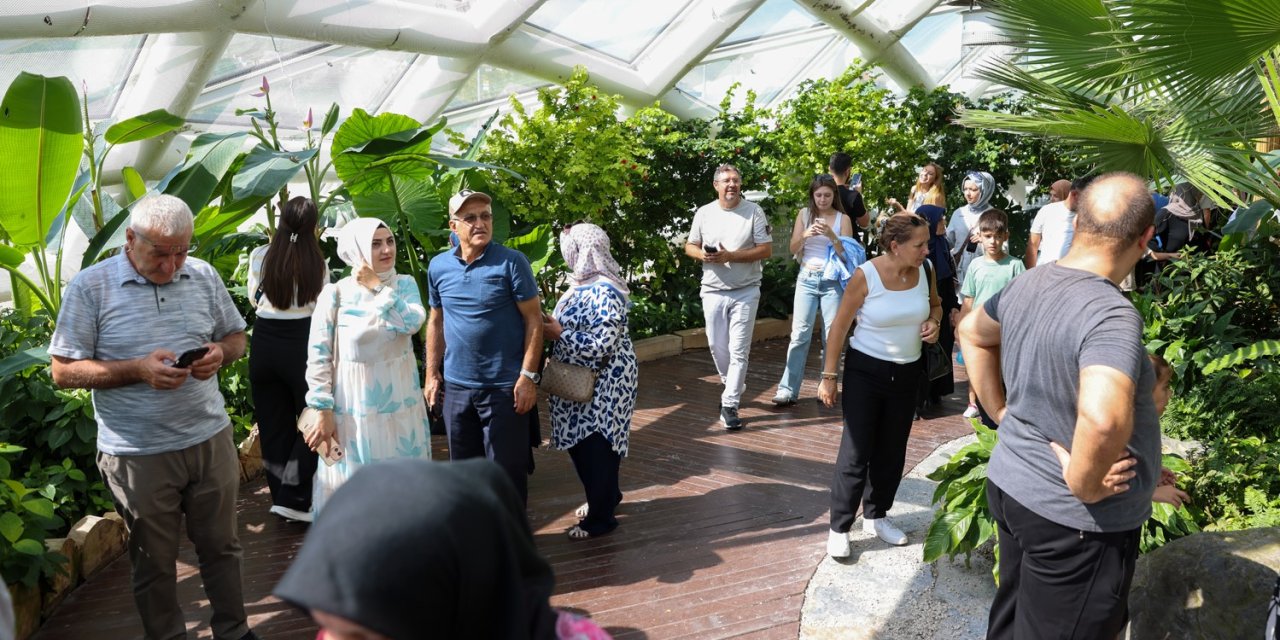 Konya'daki bu bahçe turistlerin gözdesi