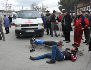 Akşehir'de trafik kazaları: 3 yaralı