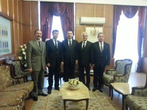 Dsp İzmir İl Başkanı, Vali Toprak’ı Ziyaret Etti