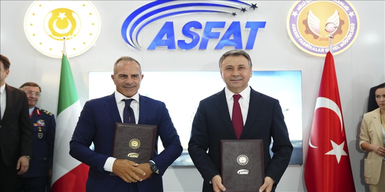 ASFAT ile Magnaghi Havacılık'ın "Ortak Girişim Sözleşmesi" imza töreni